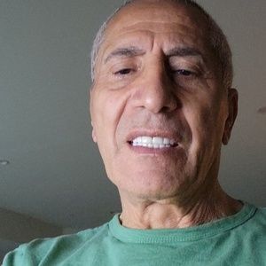 Meet your Posher, Aaroni